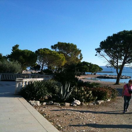Family Apartments Vesna- 100 M Beach -Center Crikvenica Exterior foto